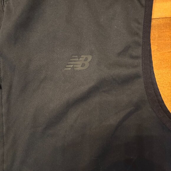 New Balance Running Vest Men's Large - Picture 4 of 5